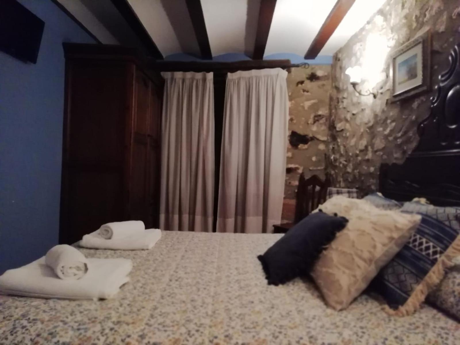 Cal Pons Bed & Breakfast Prades Cameră foto